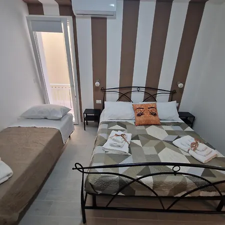 Amas Alojamento de Acomodação e Pequeno-almoço Gallipoli